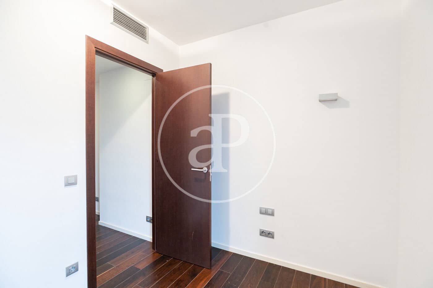 2 makuuhuone Huoneisto myytävänä paikassa Barcelona kaupunki - 890 000 € (Ref: 9561778)