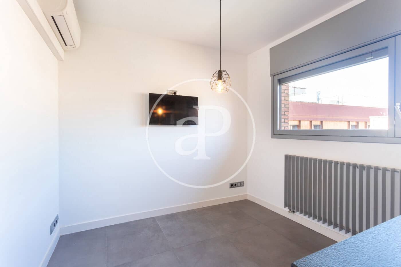 5 soveværelse Lejlighed til leje i Barcelona by - € 6.800 (Ref: 9561779)