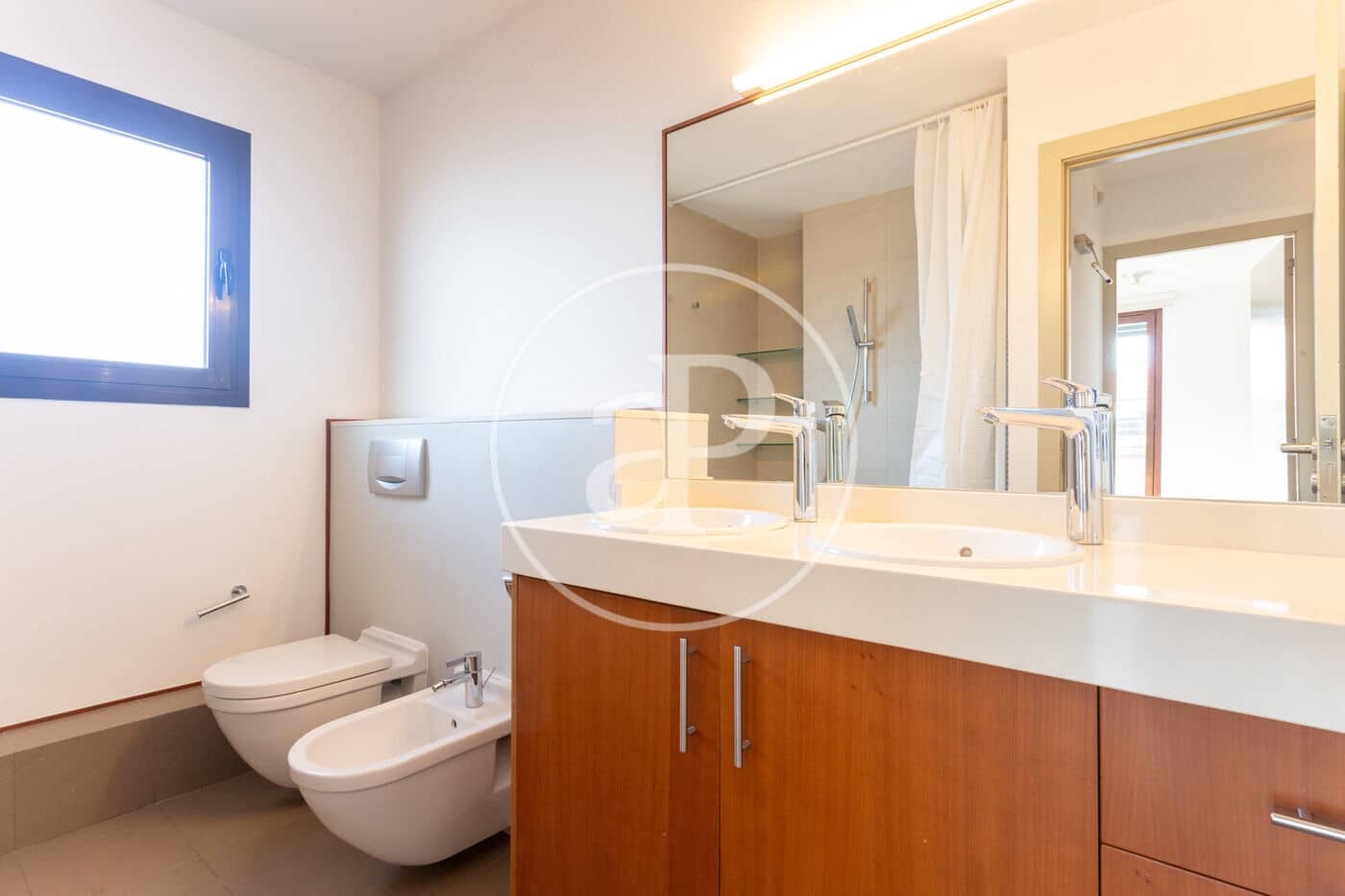 5 soveværelse Lejlighed til leje i Barcelona by - € 6.800 (Ref: 9561779)