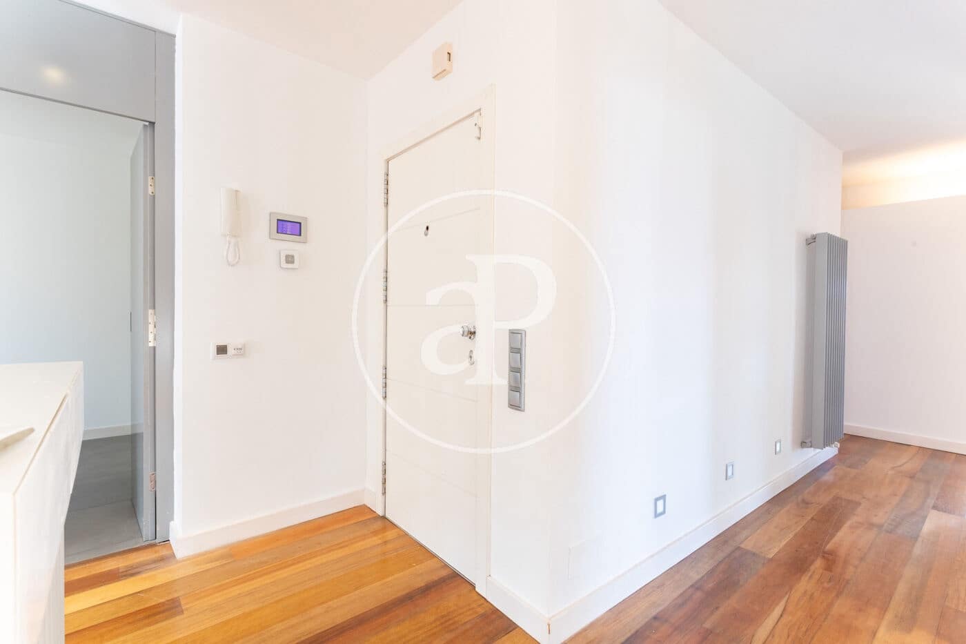 5 soveværelse Lejlighed til leje i Barcelona by - € 6.800 (Ref: 9561779)