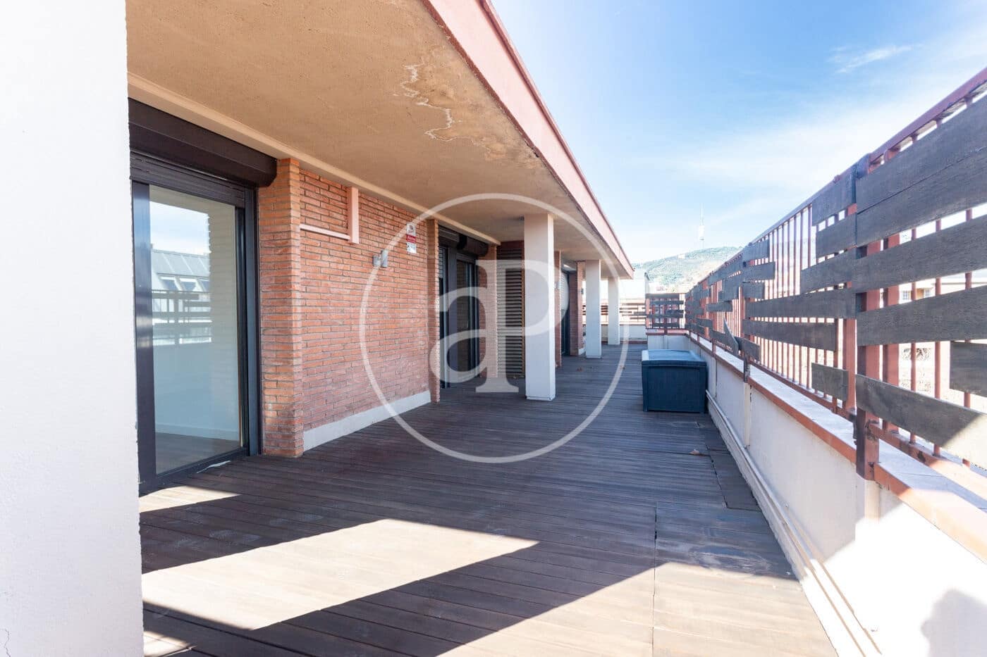 5 soveværelse Lejlighed til leje i Barcelona by - € 6.800 (Ref: 9561779)