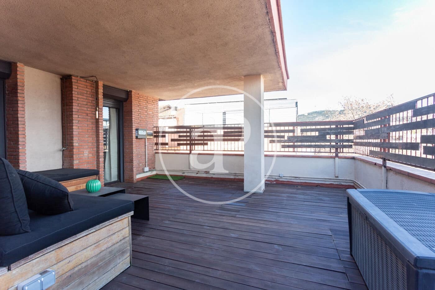 5 soveværelse Lejlighed til leje i Barcelona by - € 6.800 (Ref: 9561779)