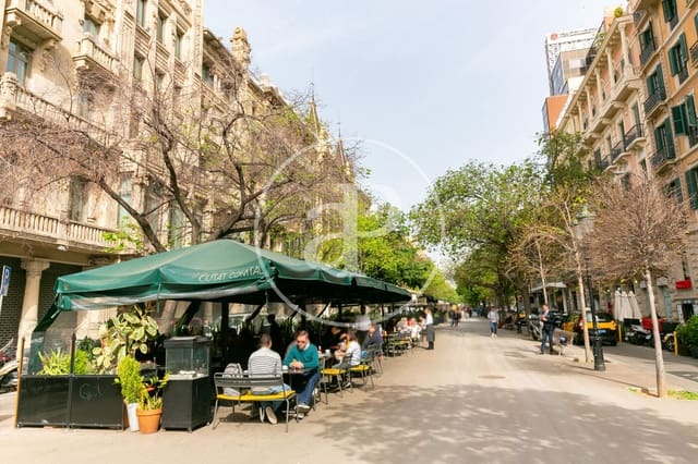 2 sypialnia Apartament na sprzedaż w El Fort Pienc, Miasto Barcelona - 590 000 € (Ref: 9565227)