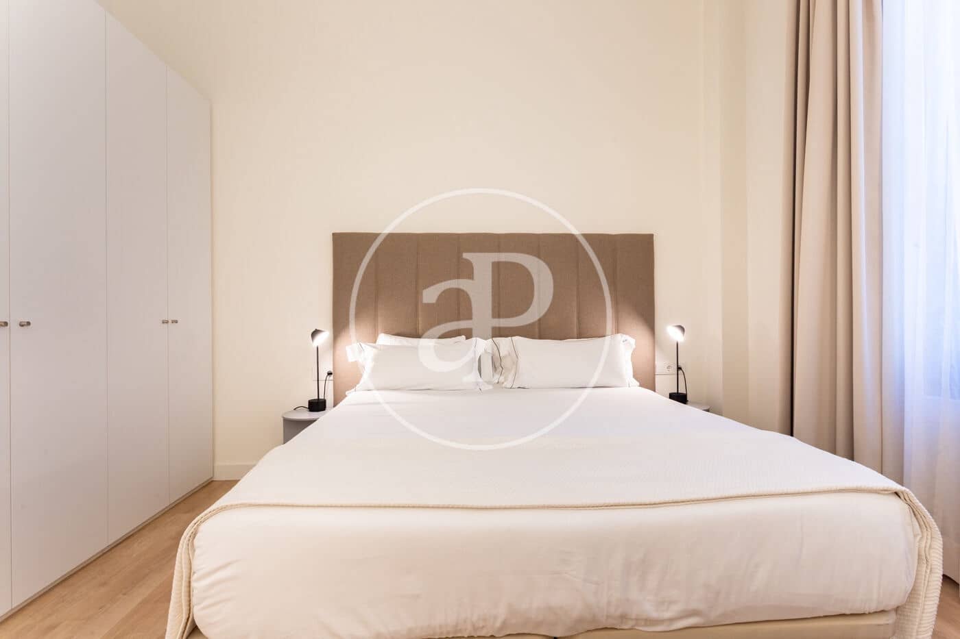 1 soveværelse Lejlighed til leje i Barcelona by - € 4.500 (Ref: 9568629)