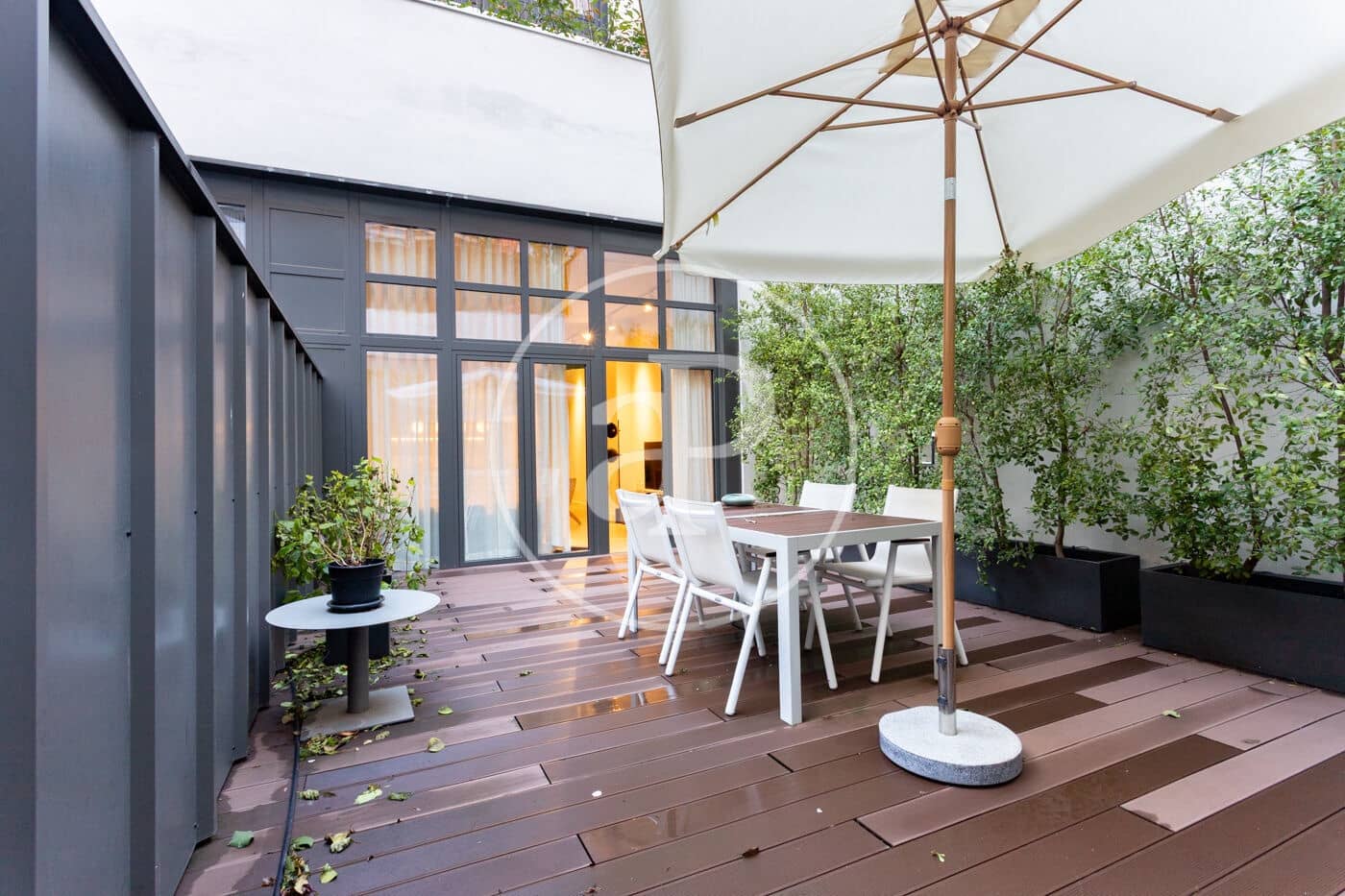 1 soveværelse Lejlighed til leje i Barcelona by - € 4.500 (Ref: 9568629)