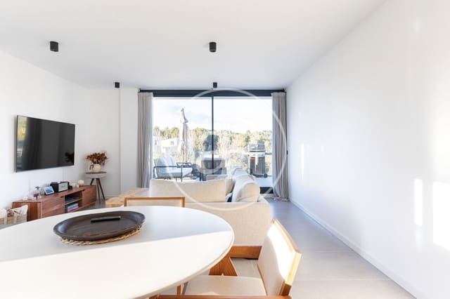 2 makuuhuone Huoneisto myytävänä paikassa Bellaterra, Cerdanyola del Vallès mukana uima-altaan - 550 000 € (Ref: 9571152)