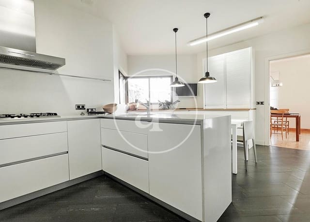 5 sypialnia Willa na sprzedaż w Sant Andreu de Llavaneres z basenem - 1 800 000 € (Ref: 9571153)