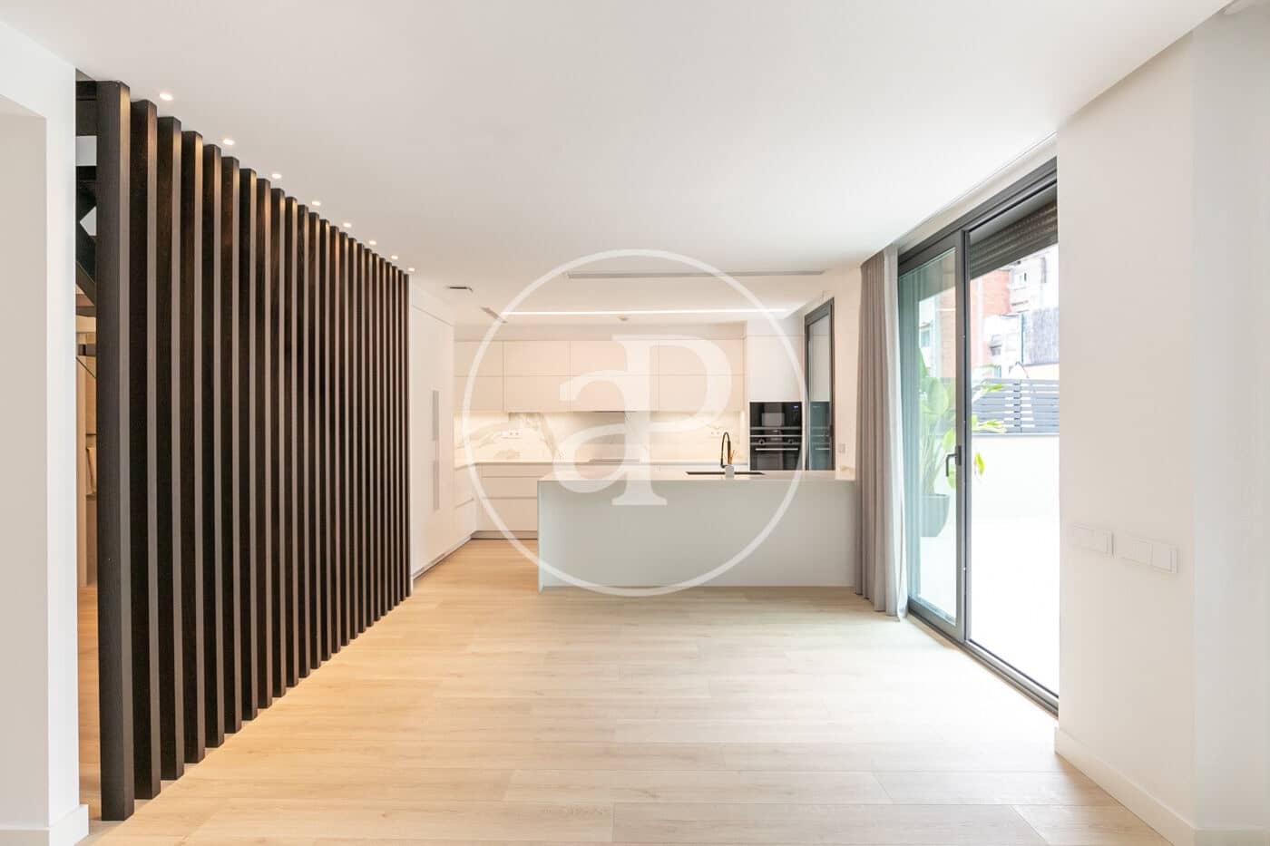 3 bedroom Apartment for rent in Barcelona city with pool - € 3,600 (Ref: 9571154)