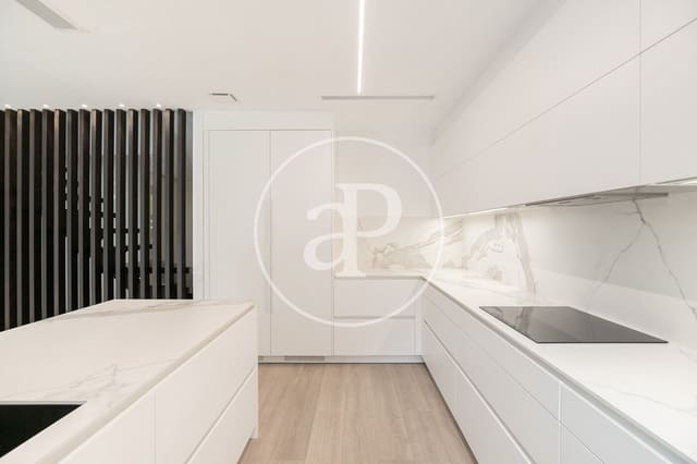 3 bedroom Apartment for rent in Sarrià, Barcelona city with pool - € 3,600 (Ref: 9571154)