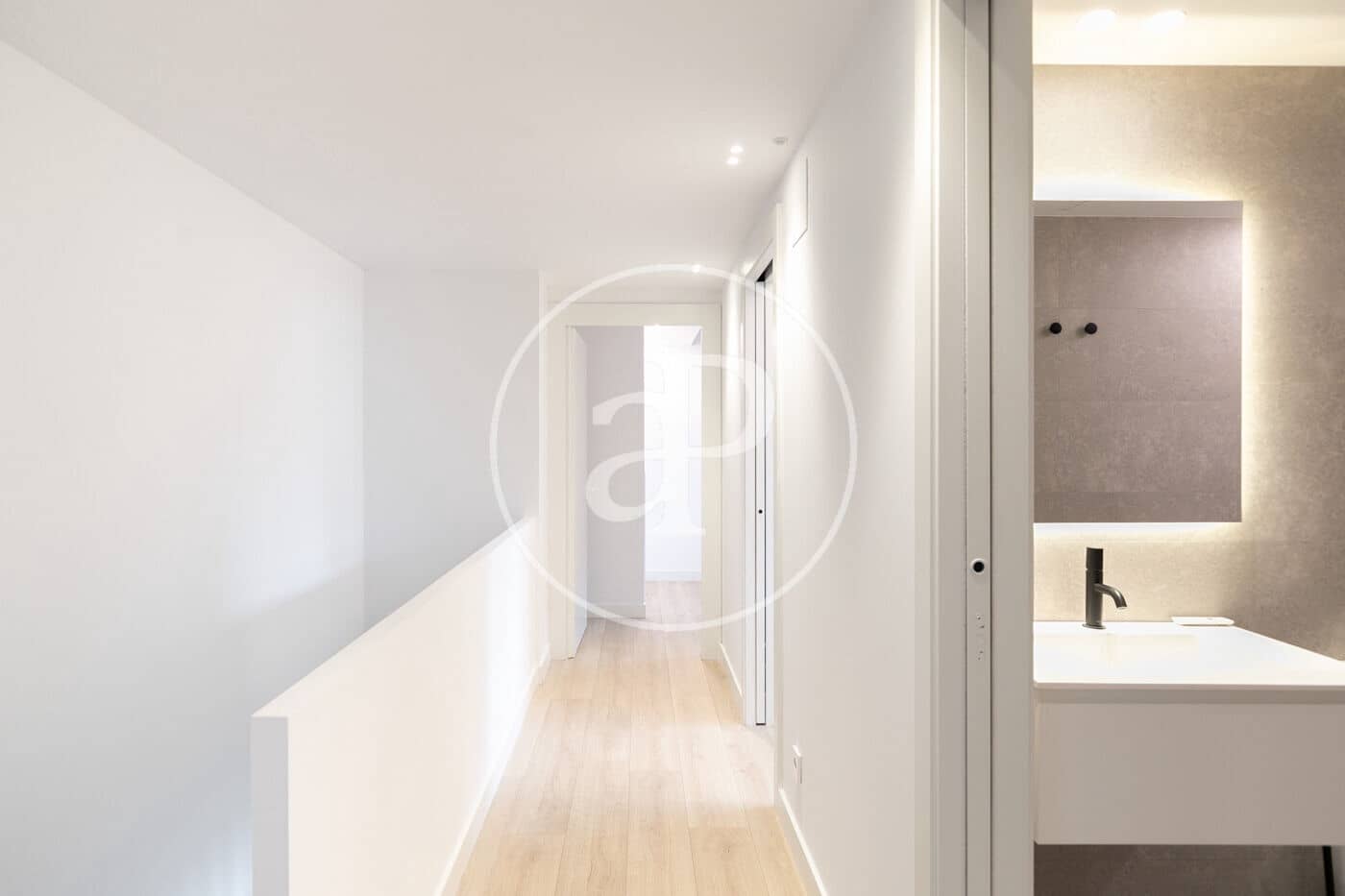 3 bedroom Apartment for rent in Barcelona city with pool - € 3,600 (Ref: 9571154)