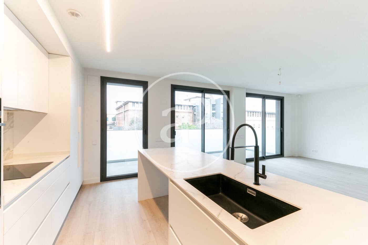 3 bedroom Apartment for rent in Barcelona city with pool - € 3,600 (Ref: 9571154)