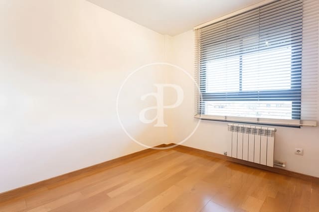 4 camera da letto Appartamento in vendita in Sant Cugat del Vallès con piscina - 650.000 € (Rif: 9571155)