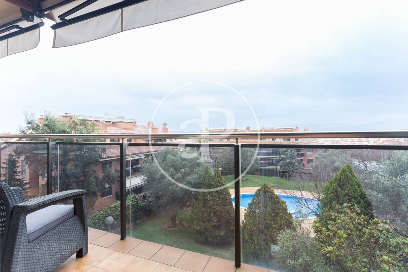 4 makuuhuone Huoneisto myytävänä paikassa Sant Cugat del Valles mukana uima-altaan - 650 000 € (Ref: 9571155)