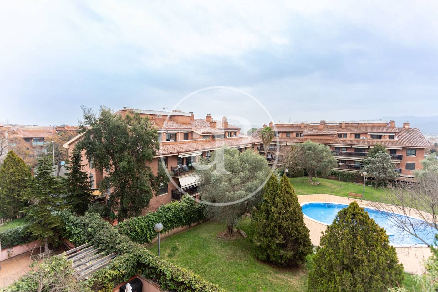 4 makuuhuone Huoneisto myytävänä paikassa Sant Cugat del Valles mukana uima-altaan - 650 000 € (Ref: 9571155)