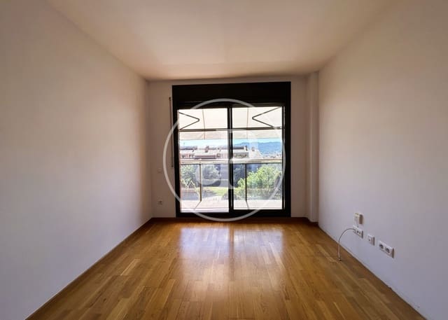 Apartamento de 4 habitaciones en Sant Cugat del Vallès en venta con piscina - 650.000 € (Ref: 9571155)