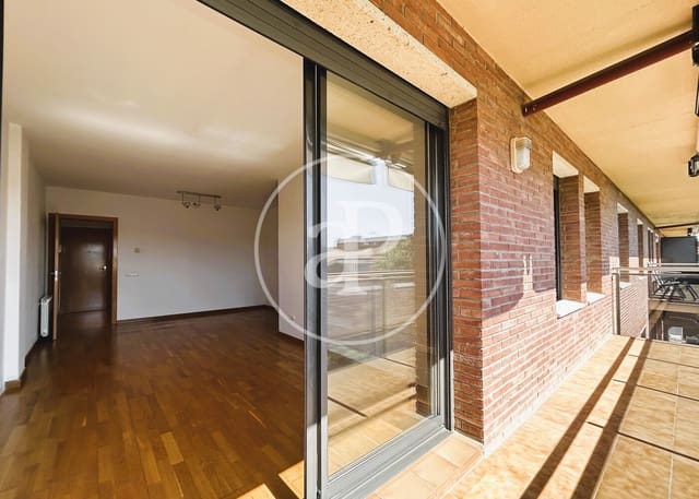 Apartamento de 4 habitaciones en Sant Cugat del Vallès en venta con piscina - 650.000 € (Ref: 9571155)