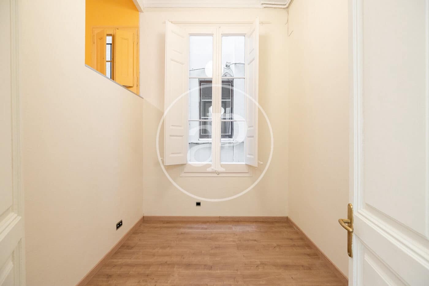 5 soveværelse Lejlighed til leje i Barcelona by - € 3.850 (Ref: 9571156)