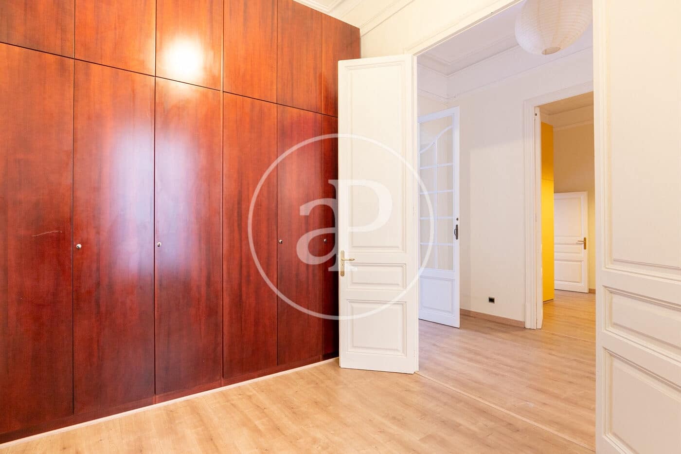 5 soveværelse Lejlighed til leje i Barcelona by - € 3.850 (Ref: 9571156)