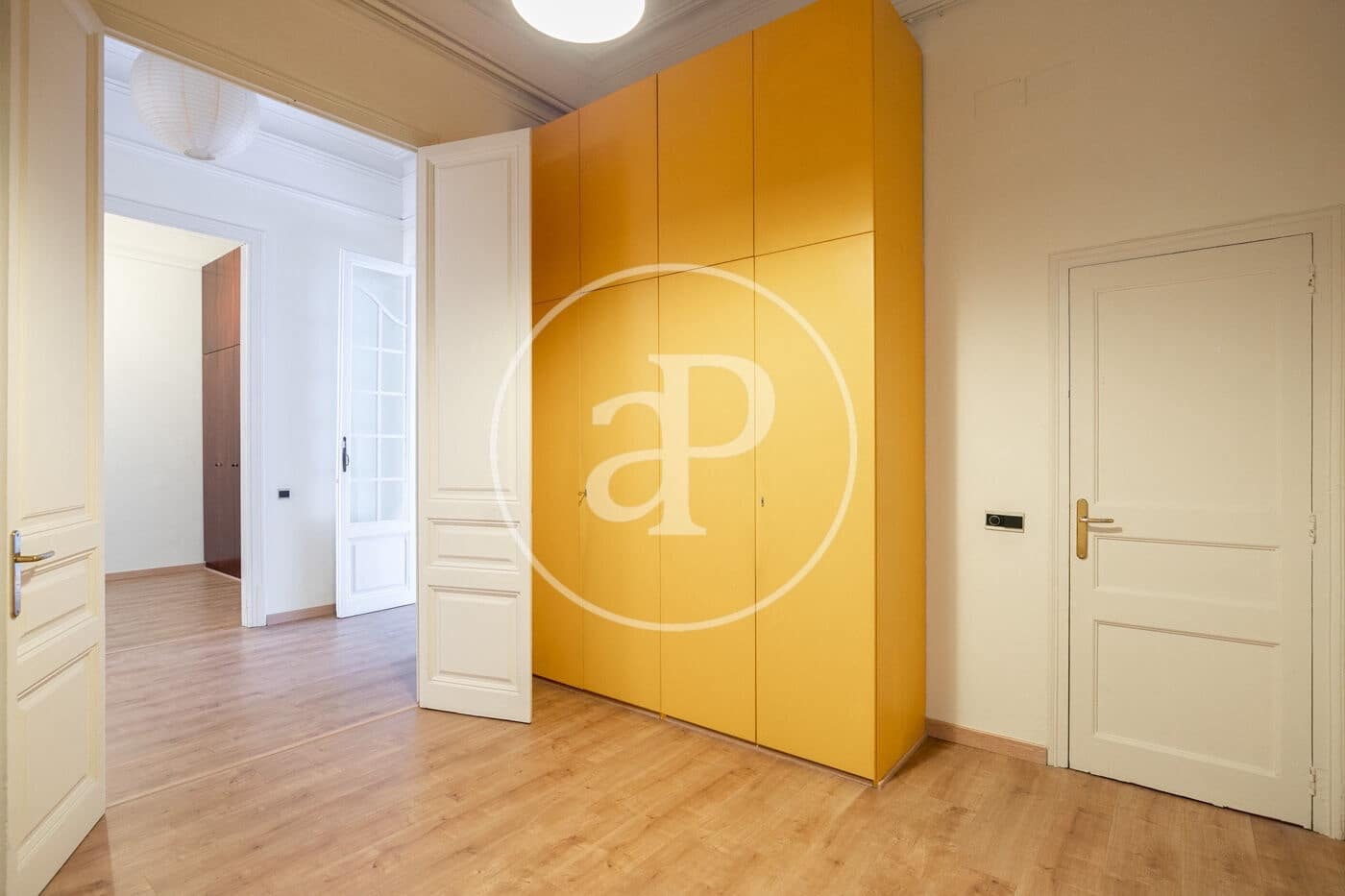 5 soveværelse Lejlighed til leje i Barcelona by - € 3.850 (Ref: 9571156)