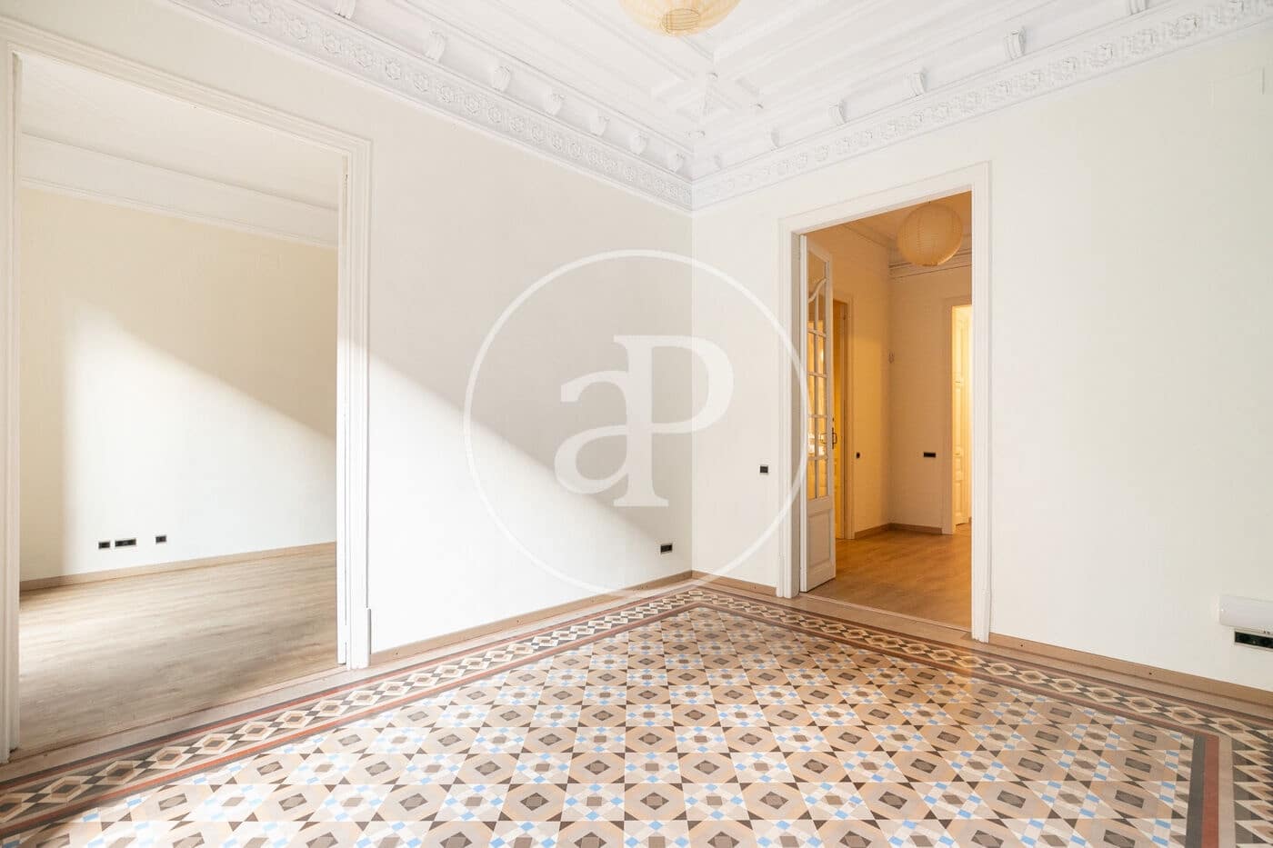 5 soveværelse Lejlighed til leje i Barcelona by - € 3.850 (Ref: 9571156)