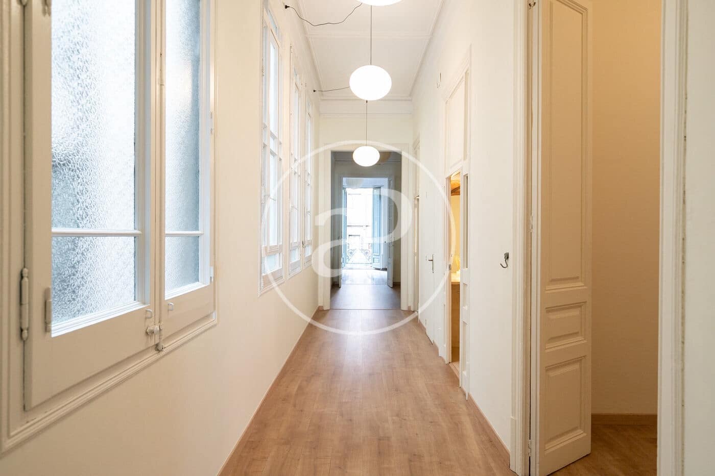 5 soveværelse Lejlighed til leje i Barcelona by - € 3.850 (Ref: 9571156)