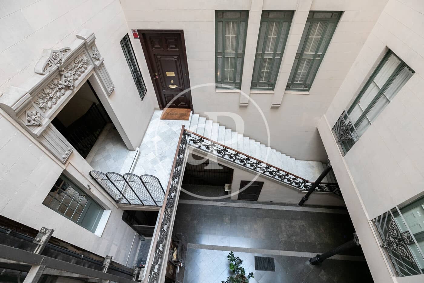 5 soveværelse Lejlighed til leje i Barcelona by - € 3.850 (Ref: 9571156)