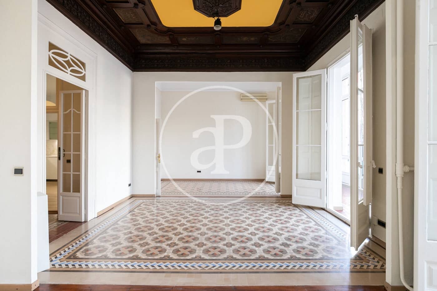 5 soveværelse Lejlighed til leje i Barcelona by - € 3.850 (Ref: 9571156)