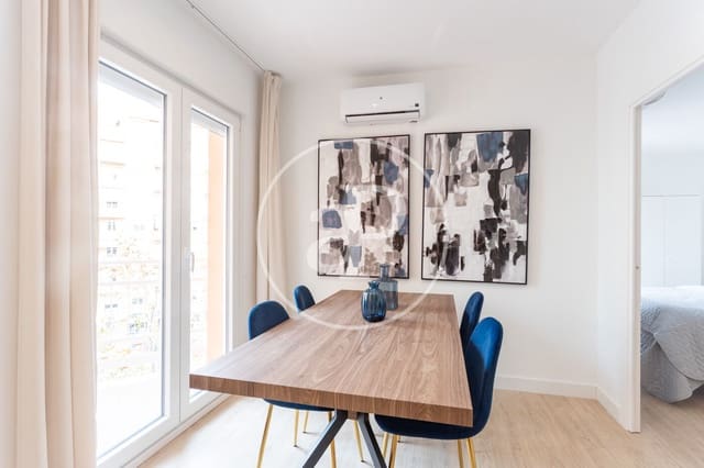 3 slaapkamer Appartement te huur in La Sagrada Família, Barcelona stad - € 3.000 (Ref: 9571157)