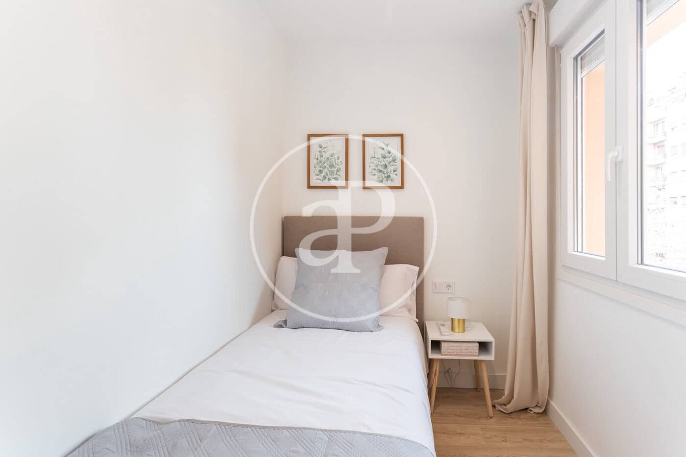 3 slaapkamer Appartement te huur in Barcelona stad - € 3.000 (Ref: 9571157)