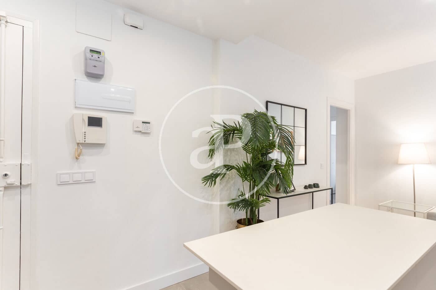 3 slaapkamer Appartement te huur in Barcelona stad - € 3.000 (Ref: 9571157)