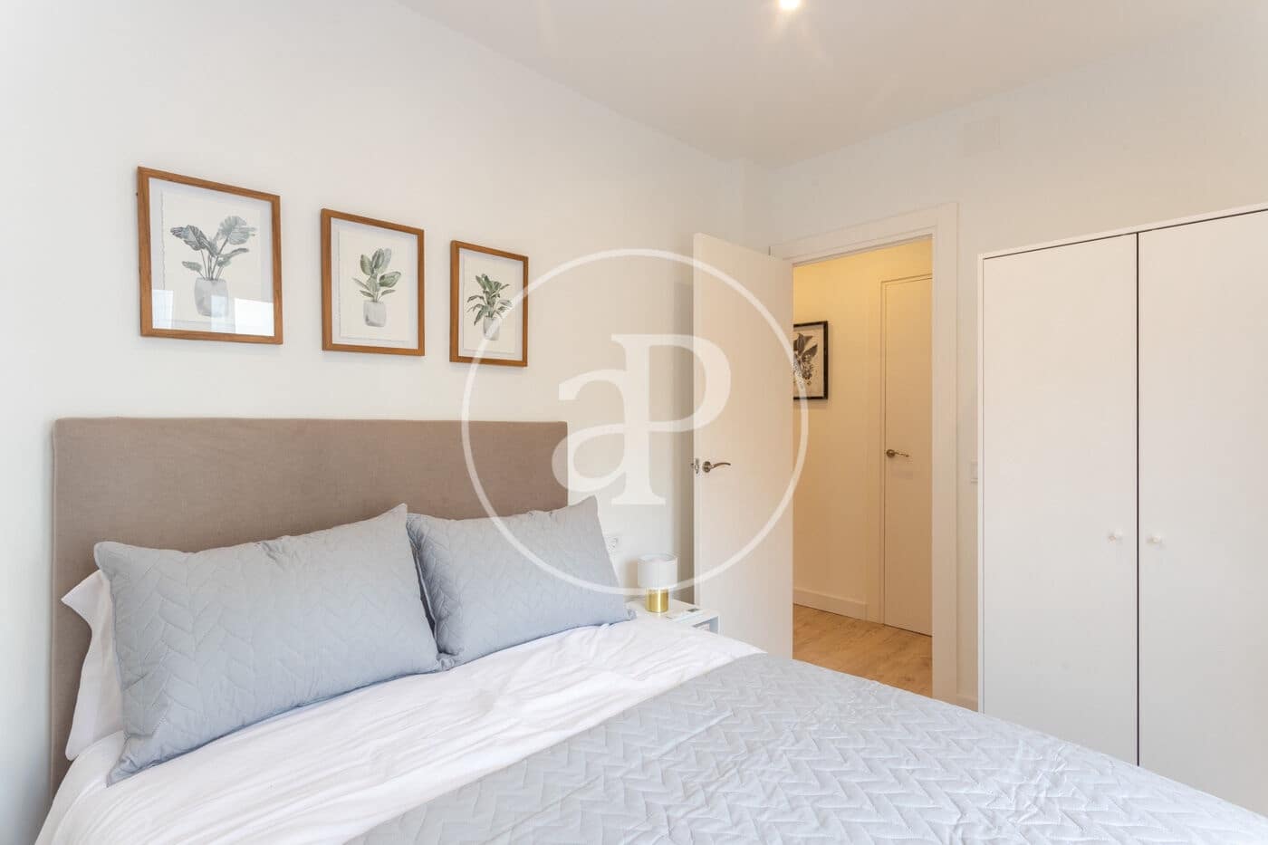 3 slaapkamer Appartement te huur in Barcelona stad - € 3.000 (Ref: 9571157)