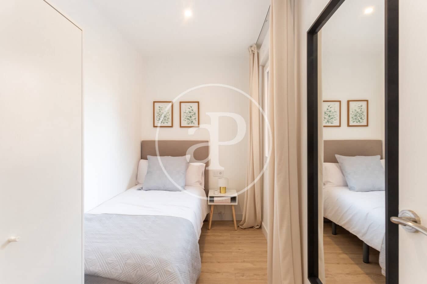 3 slaapkamer Appartement te huur in Barcelona stad - € 3.000 (Ref: 9571157)