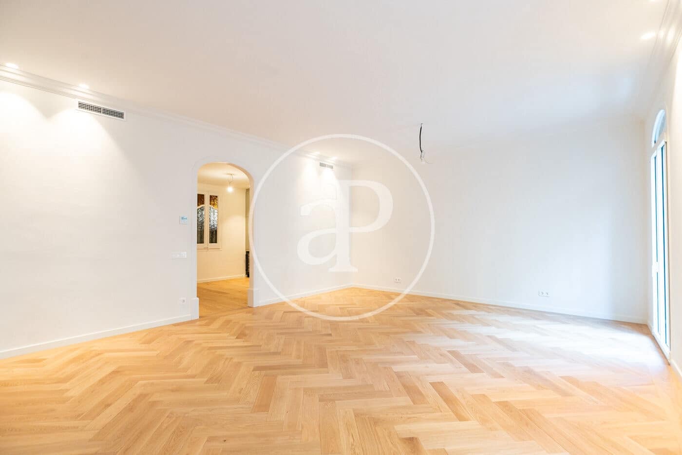 4 bedroom Apartment for sale in Barcelona city - € 1,650,000 (Ref: 9571158)