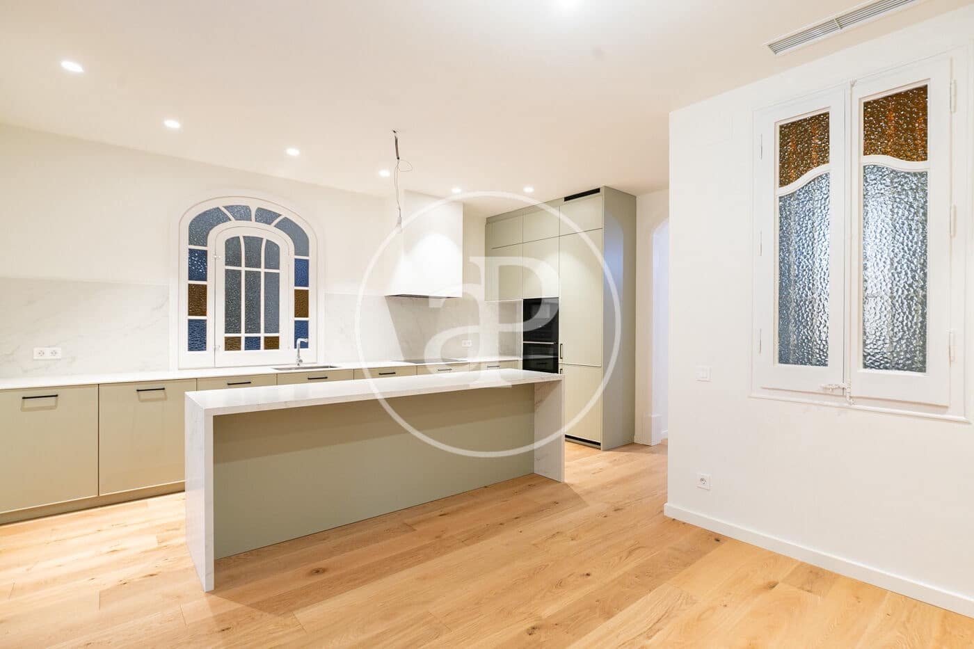 4 bedroom Apartment for sale in Barcelona city - € 1,650,000 (Ref: 9571158)