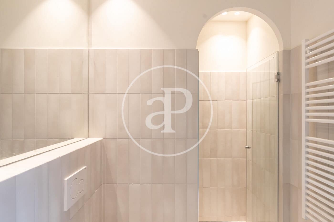 4 bedroom Apartment for sale in Barcelona city - € 1,650,000 (Ref: 9571158)