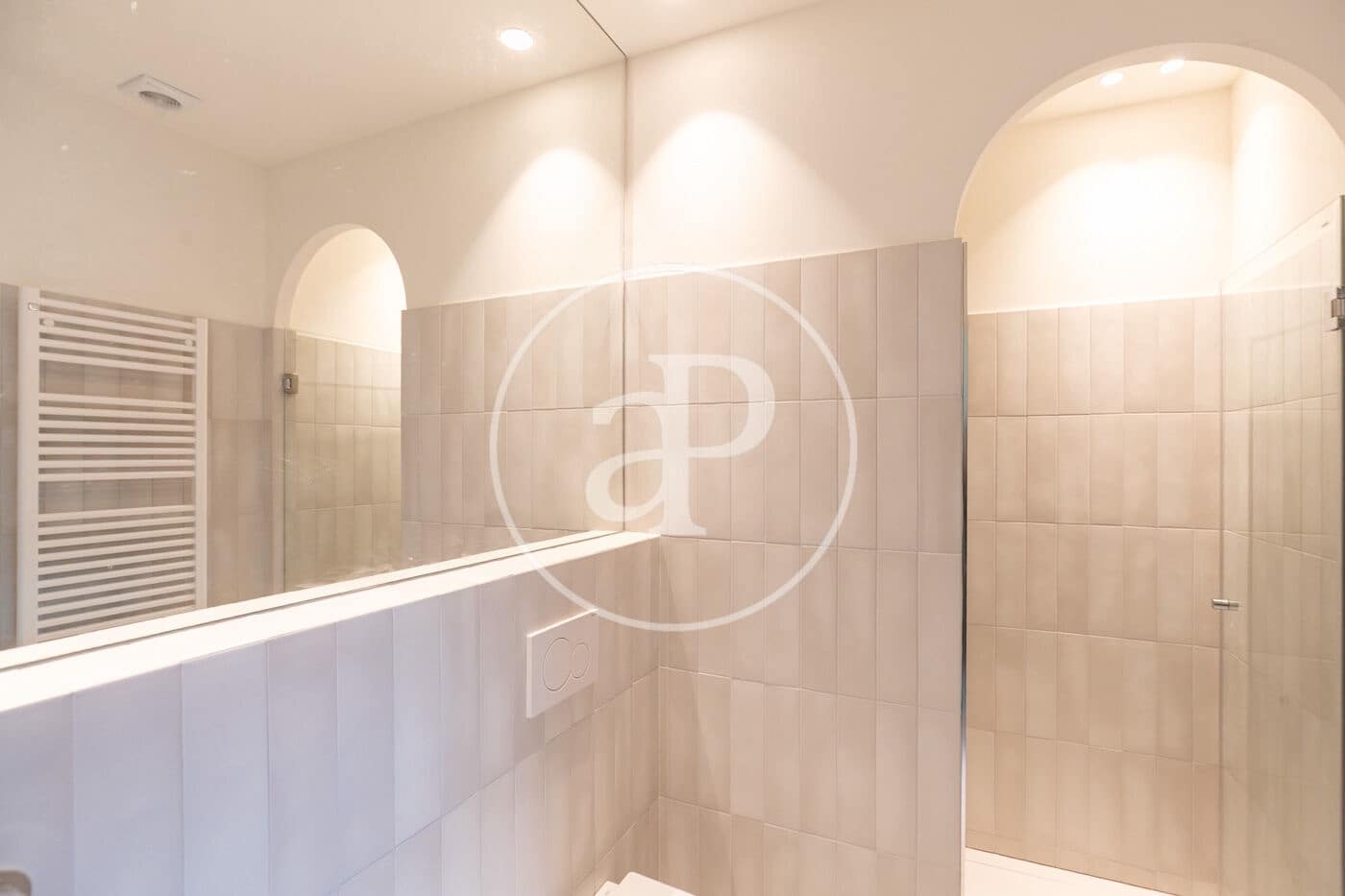 4 bedroom Apartment for sale in Barcelona city - € 1,650,000 (Ref: 9571158)