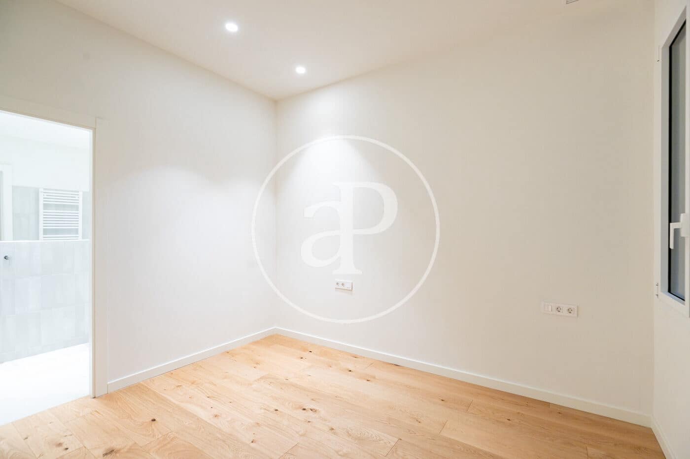 4 bedroom Apartment for sale in Barcelona city - € 1,650,000 (Ref: 9571158)