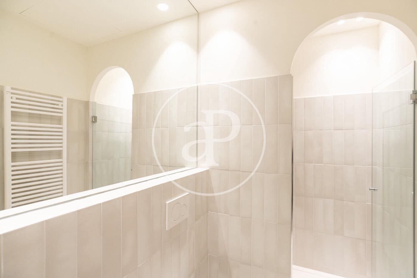 4 bedroom Apartment for sale in Barcelona city - € 1,650,000 (Ref: 9571158)