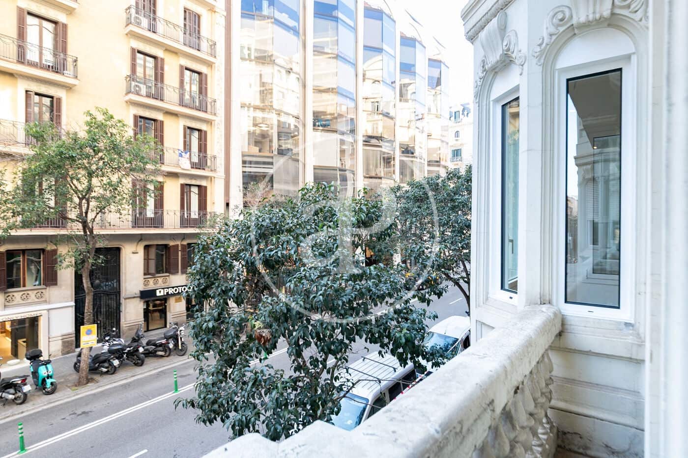 4 bedroom Apartment for sale in Barcelona city - € 1,650,000 (Ref: 9571158)