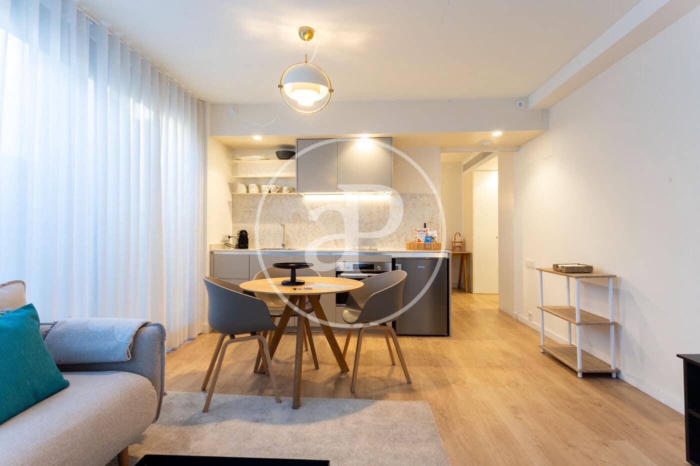 1 soveværelse Lejlighed til leje i Barcelona by - € 3.800 (Ref: 9571159)