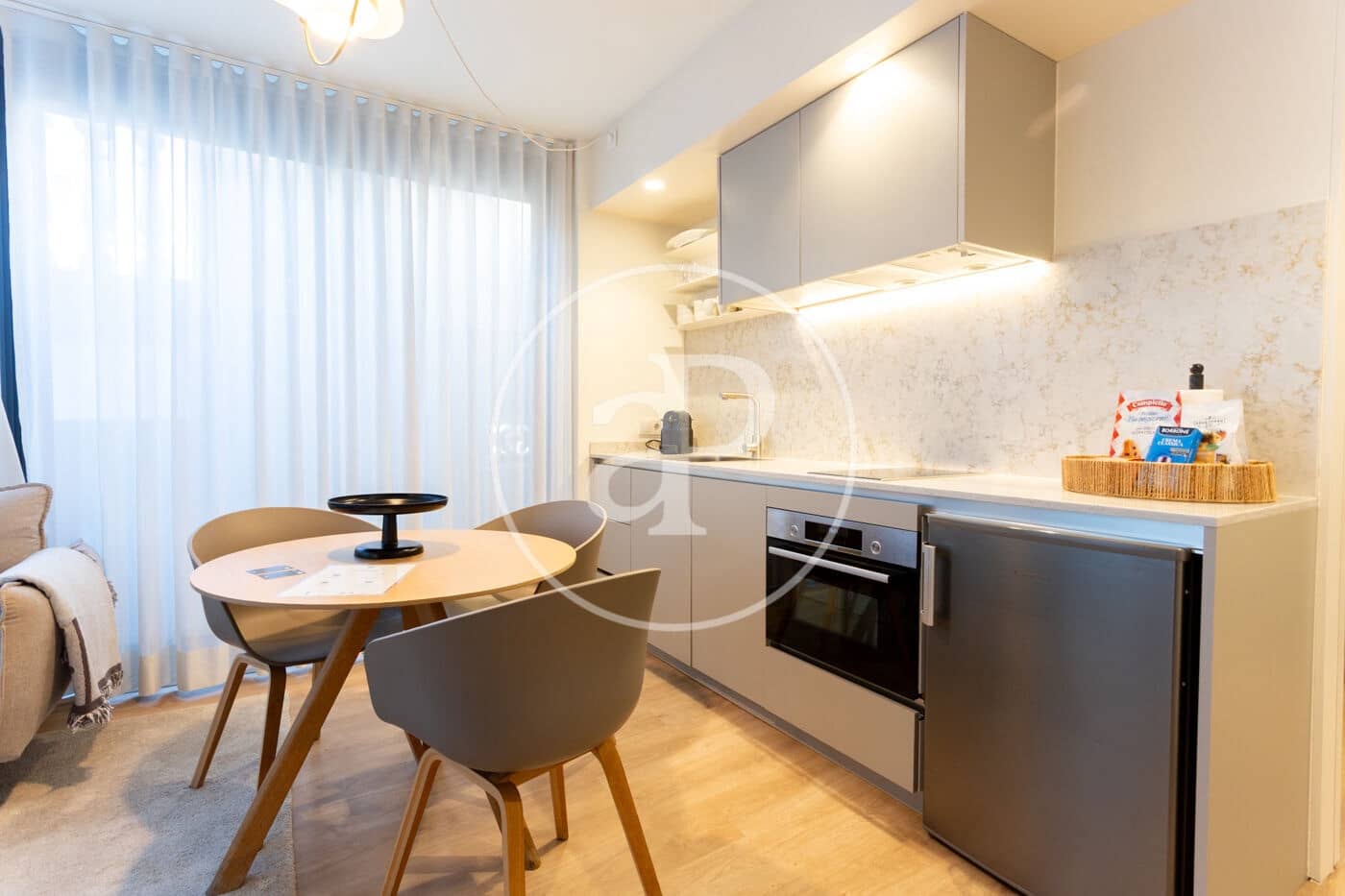 1 soveværelse Lejlighed til leje i Barcelona by - € 3.800 (Ref: 9571159)