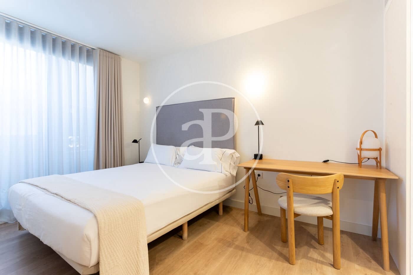 1 soveværelse Lejlighed til leje i Barcelona by - € 3.800 (Ref: 9571159)