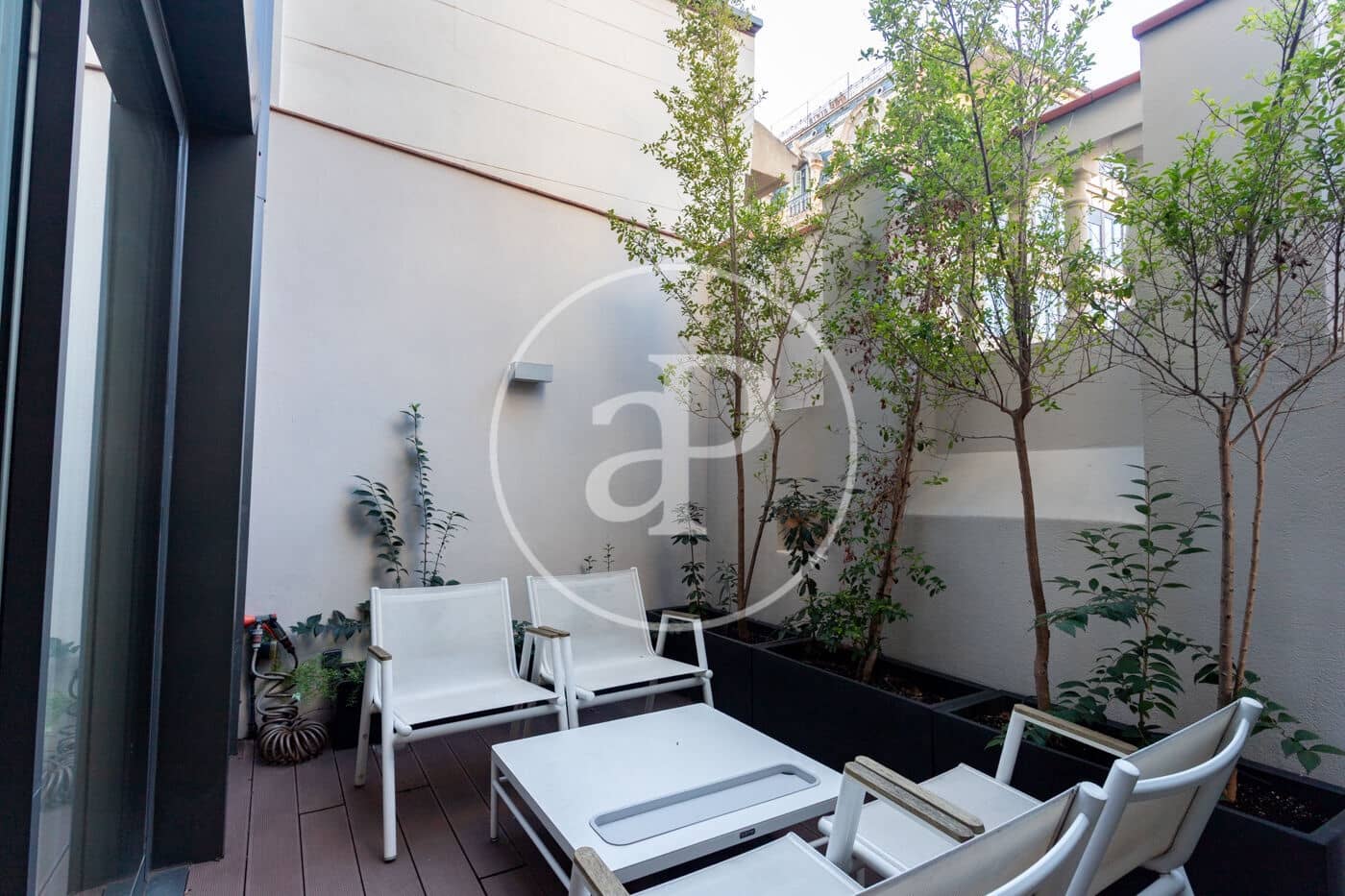 1 soveværelse Lejlighed til leje i Barcelona by - € 3.800 (Ref: 9571159)