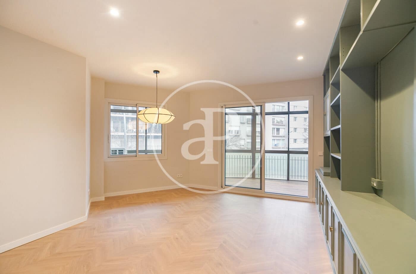 3 soveværelse Lejlighed til salg i Barcelona by - € 780.000 (Ref: 9574617)