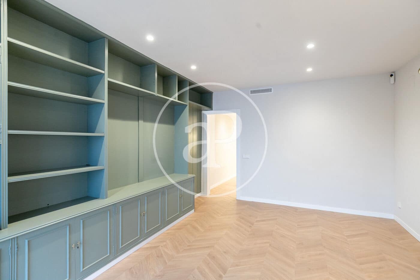 3 soveværelse Lejlighed til salg i Barcelona by - € 780.000 (Ref: 9574617)