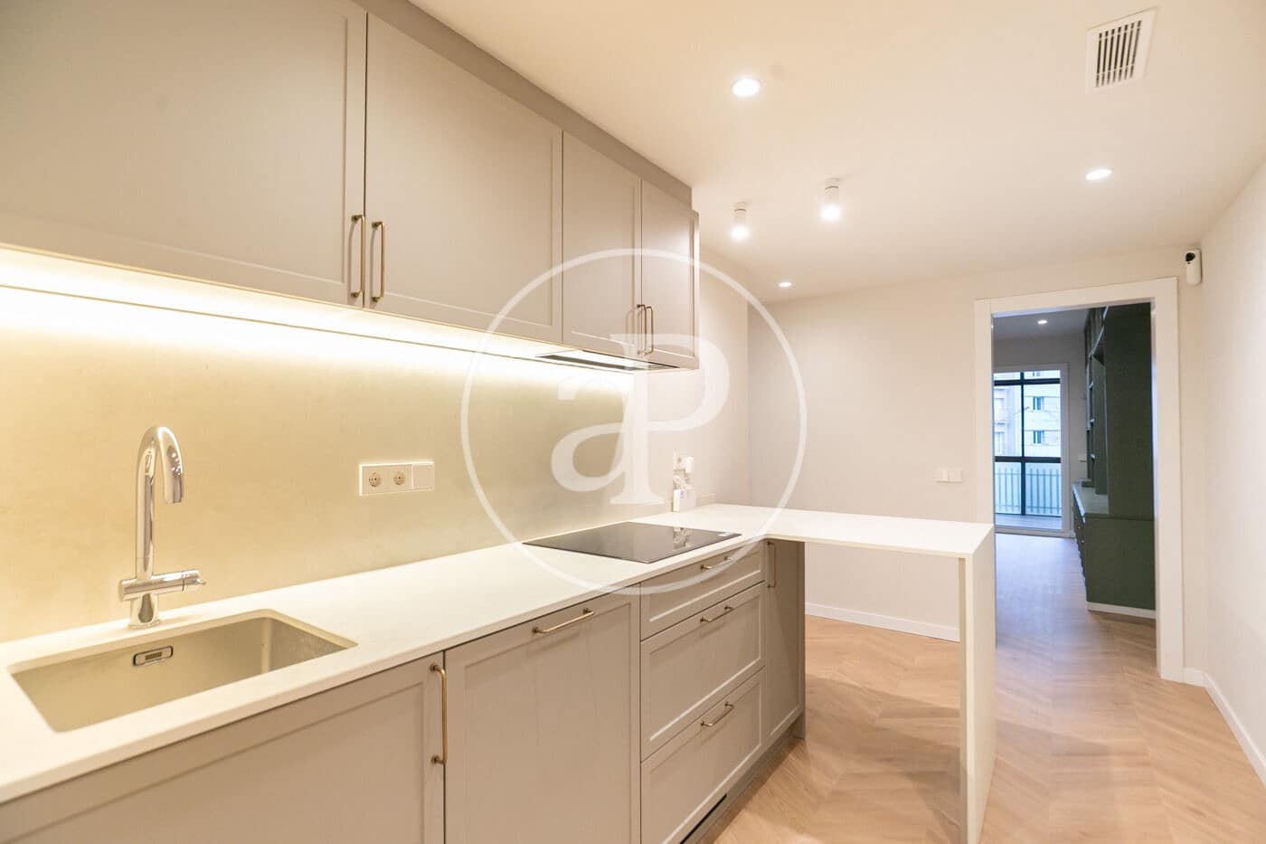 3 soveværelse Lejlighed til salg i Barcelona by - € 780.000 (Ref: 9574617)