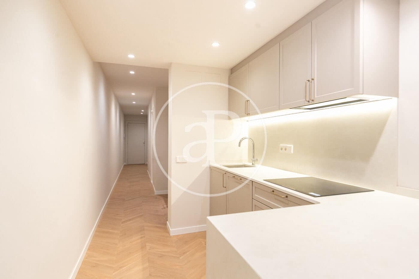 3 soveværelse Lejlighed til salg i Barcelona by - € 780.000 (Ref: 9574617)