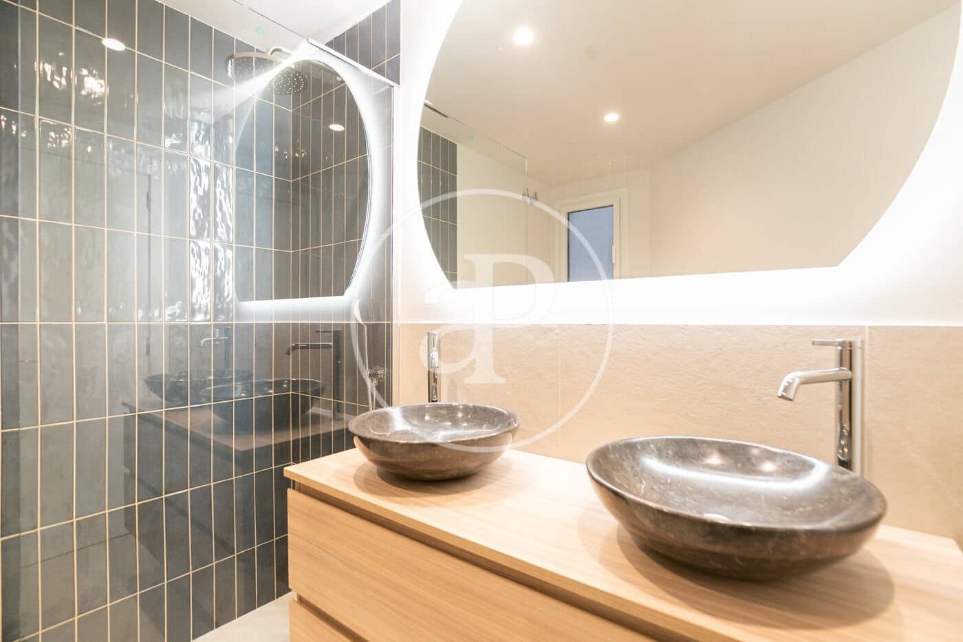 3 soveværelse Lejlighed til salg i Barcelona by - € 780.000 (Ref: 9574617)