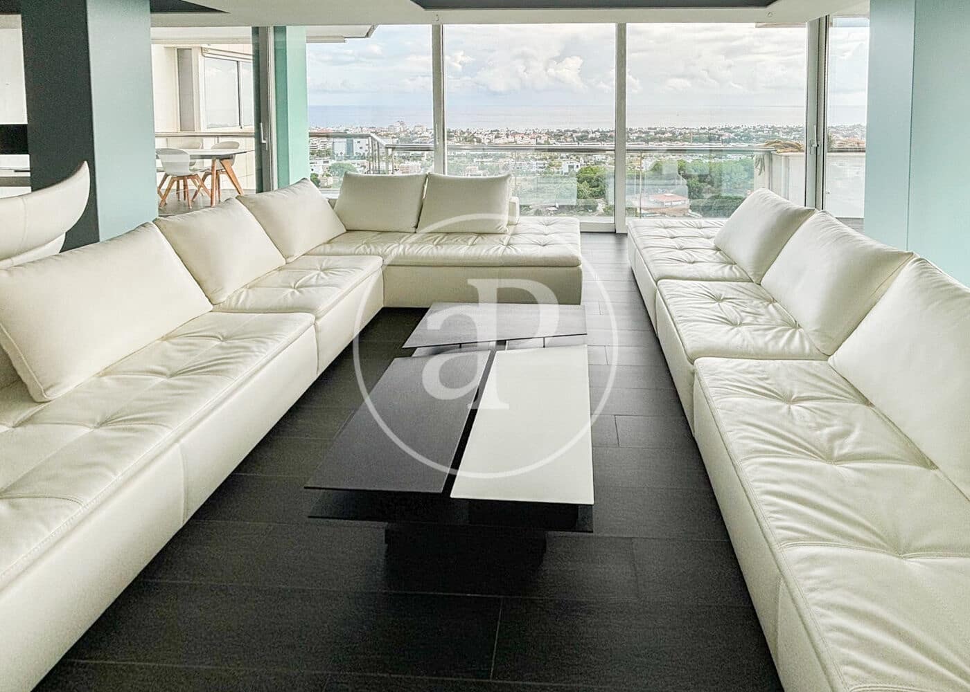 1 makuuhuone Huoneisto myytävänä paikassa Sitges mukana uima-altaan - 1 380 000 € (Ref: 9574618)