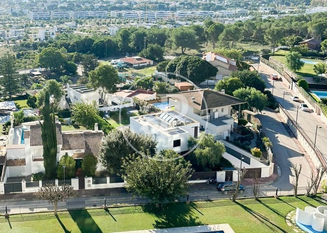 1 makuuhuone Huoneisto myytävänä paikassa Sitges mukana uima-altaan - 1 380 000 € (Ref: 9574618)